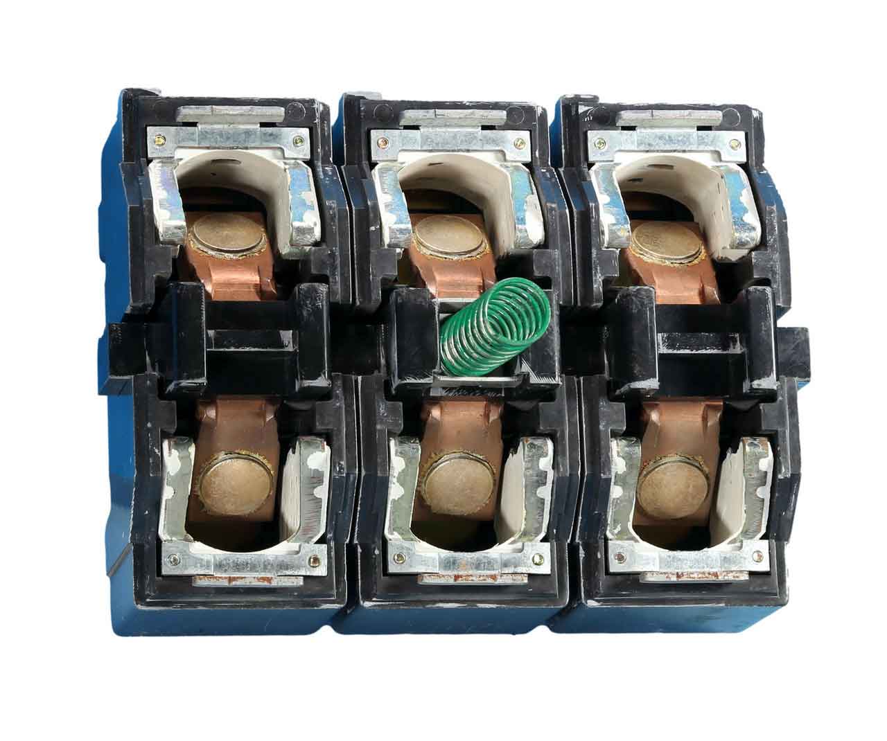 CR305HH002 - General Electrics - Contactor